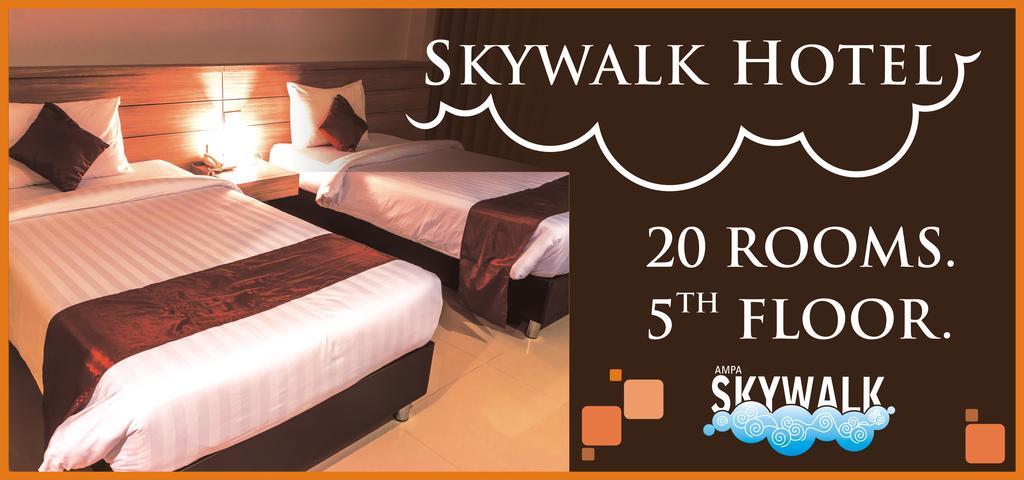 Ampa Skywalk Hotel Chennai Bagian luar foto